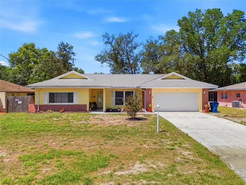 Exterior - 1495 Bishop Rd, Spring Hill, FL 34608 photo 2 of 9