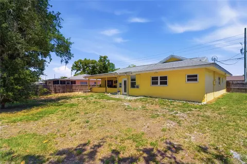 Exterior - 1495 Bishop Rd, Spring Hill, FL 34608 photo 8 of 9