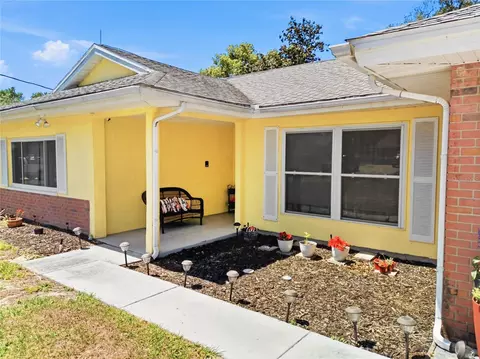 Exterior - 1495 Bishop Rd, Spring Hill, FL 34608 photo 3 of 9