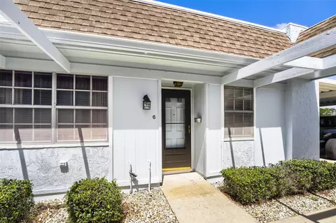 11210 Carriage Hill Dr #6, Port Richey, FL 34668