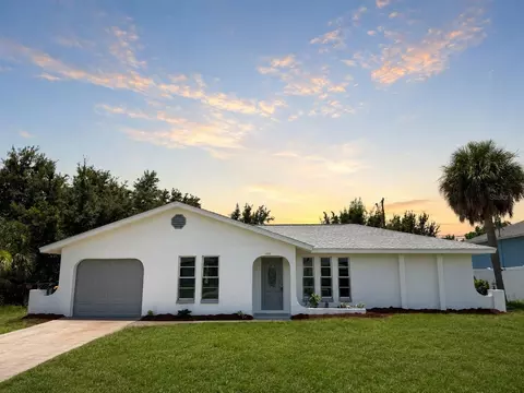 11113 Carnegie Ave, Englewood, FL 34224