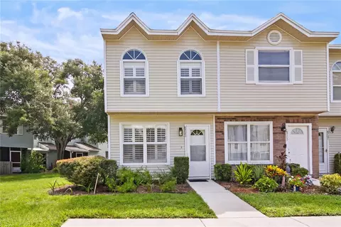8711 Cobbler Pl, Tampa, FL 33615