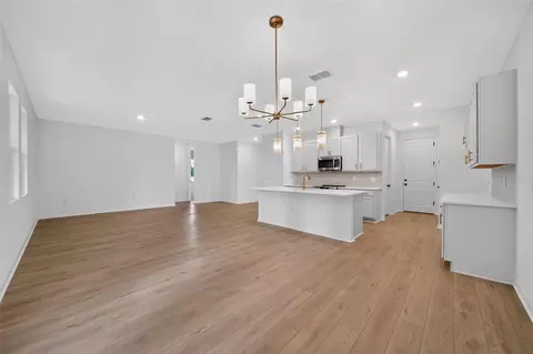 Living - 1634 Cane Bamboo Dr, Saint Cloud, FL 34771 photo 2 of 4