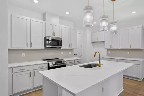 Kitchen - 1634 Cane Bamboo Dr, Saint Cloud, FL 34771 photo 3 of 4