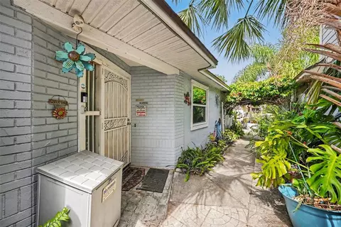 2250 Springwood Cir W, Clearwater, FL 33763