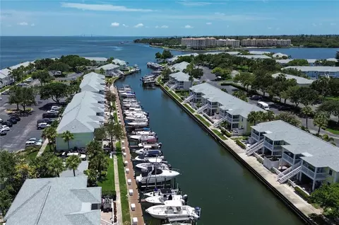 5111 Coquina Key Dr SE #C, Saint Petersburg, FL 33705
