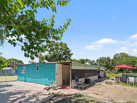 Exterior - 2839 19th St W, Bradenton, FL 34205 photo 9 of 9