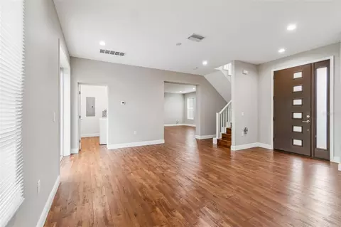 Living - 8528 Patsy St, Tampa, FL 33615 photo 5 of 8
