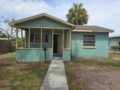 1511 27th St S, Saint Petersburg, FL 33712