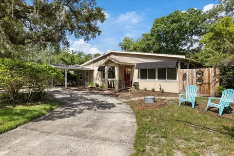 12510 Noreast Lake Dr, Tampa, FL 33612