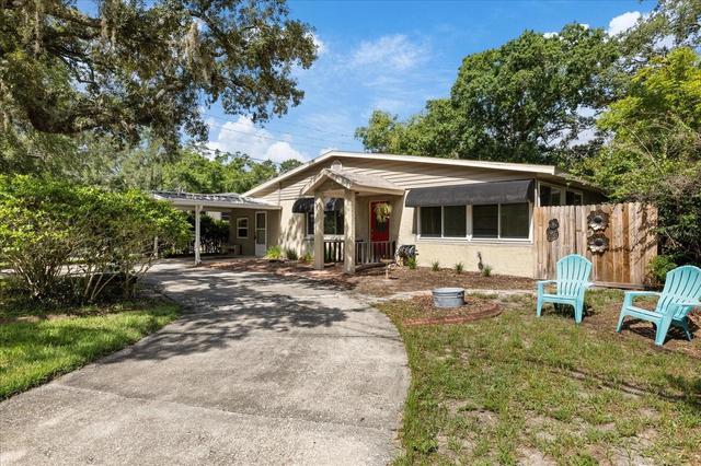 12510 Noreast Lake Dr, Tampa, FL 33612