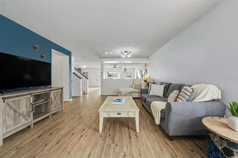 13626 Phoenix, Orlando, FL 32828 photo 4