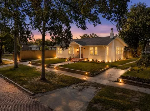 106 W Comanche Ave, Tampa, FL 33604