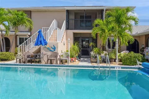 527 Cape Coral Pkwy W #4, Cape Coral, FL 33914