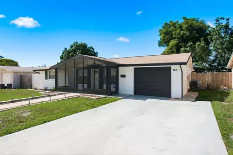 7631 Hollyridge Dr, New Port Richey, FL 34653