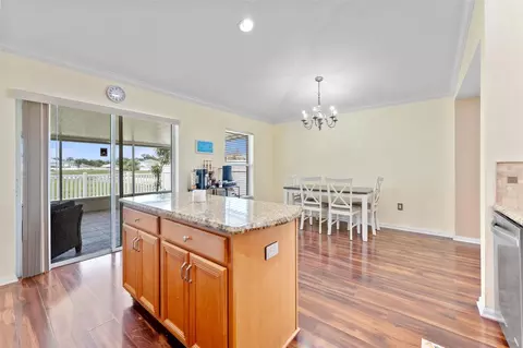 Kitchen - 13508 Red Ear Ct, Riverview, FL 33569 photo 4 of 4