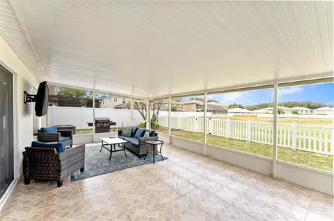 Exterior - 13508 Red Ear Ct, Riverview, FL 33569 photo 5 of 10