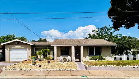 6190 6th St S, Saint Petersburg, FL 33705