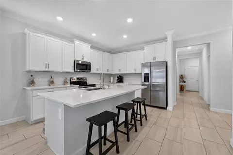 Kitchen - 12569 Lily Quartz Loop, Parrish, FL 34219 photo 2 of 5