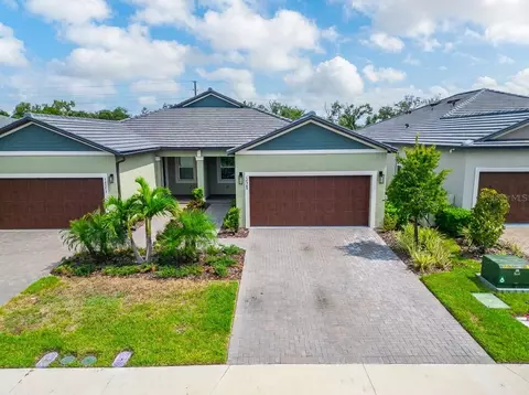 Exterior - 12569 Lily Quartz Loop, Parrish, FL 34219 photo 8 of 19