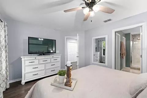 Bedroom - 10427 Rivercrest Dr, Riverview, FL 33578 photo 2 of 3
