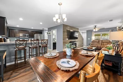 Dining - 10427 Rivercrest Dr, Riverview, FL 33578 photo 1 of 1
