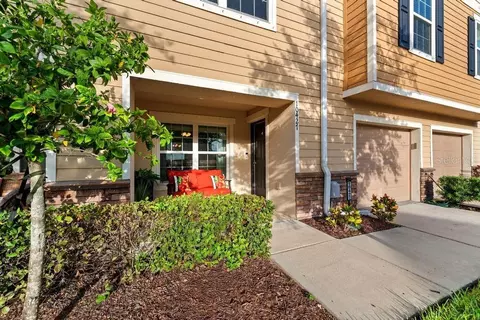 Exterior - 10427 Rivercrest Dr, Riverview, FL 33578 photo 4 of 5