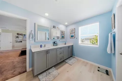 Entry Way - 12953 Camarillo Pl, Lithia, FL 33547 photo 5 of 5