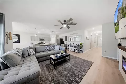 Living - 12953 Camarillo Pl, Lithia, FL 33547 photo 3 of 5