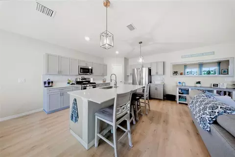 Kitchen - 12953 Camarillo Pl, Lithia, FL 33547 photo 2 of 6