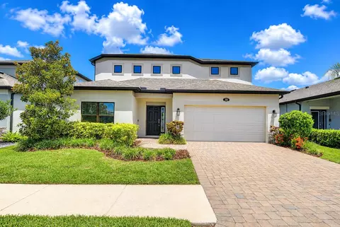 Exterior - 1621 Leaf Flower Ln, Lutz, FL 33558 photo 2 of 20