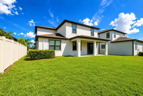 Other - 1621 Leaf Flower Ln, Lutz, FL 33558 photo 9 of 11