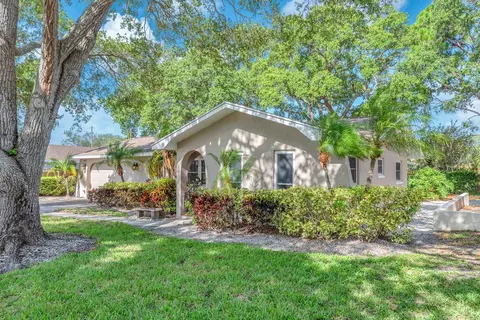 Exterior - 11081 143rd St, Largo, FL 33774 photo 9 of 9
