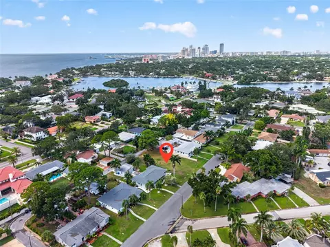 257 Mateo Way NE, Saint Petersburg, FL 33704