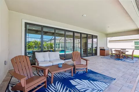 Exterior - 6092 Hidden Branch Dr, Apollo Beach, FL 33572 photo 12 of 21