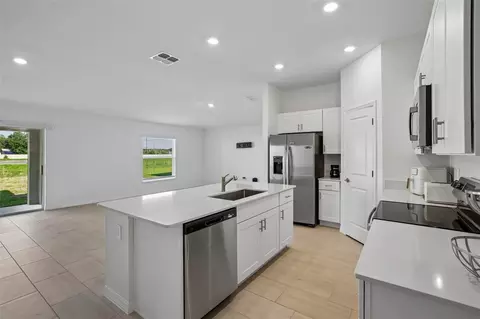Kitchen - 15005 Emerson Field St, Wimauma, FL 33598 photo 2 of 3