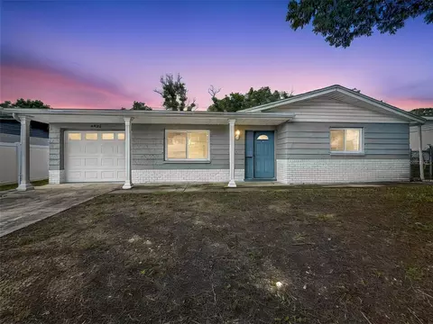 4925 Beacon Hill Dr, New Port Richey, FL 34652