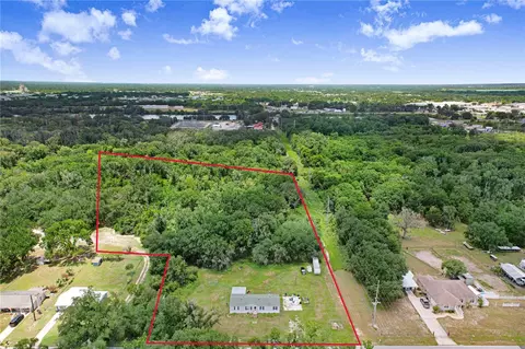 1135 Dean St, Mulberry, FL 33860