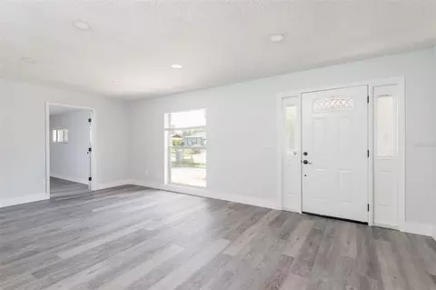 Living - 902 Shangri La Dr, Seffner, FL 33584 photo 1 of 6