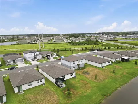 View/Area - 10119 Daybreak Gln, Parrish, FL 34219 photo 5 of 5