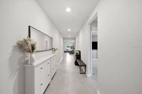 Entry Way - 10119 Daybreak Gln, Parrish, FL 34219 photo 1 of 7