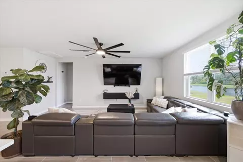 Living - 10119 Daybreak Gln, Parrish, FL 34219 photo 1 of 1