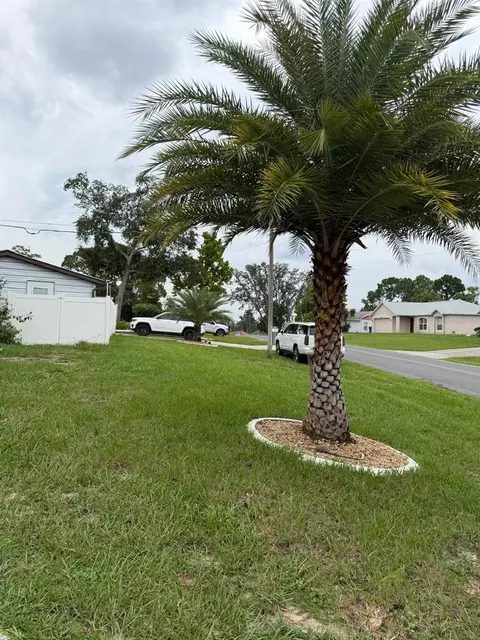 Exterior - 4470 Gondolier Rd, Spring Hill, FL 34609 photo 10 of 11