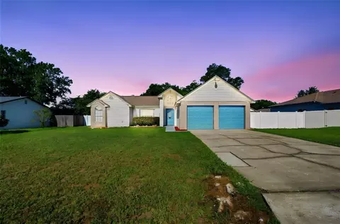 4745 Canterbury Dr, Land O Lakes, FL 34639