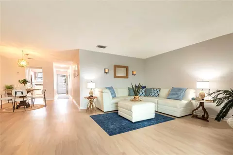 5925 Shore Blvd S #405, Gulfport, FL 33707
