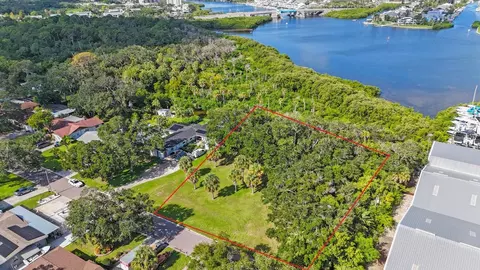 145 Th Ln, Largo, FL 33774 photo 4