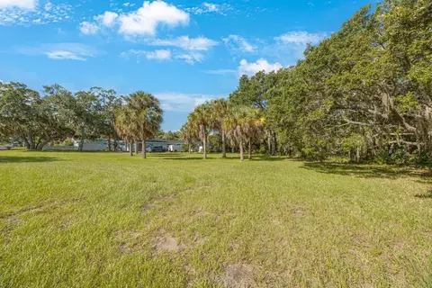 145 Th Ln, Largo, FL 33774 photo 26