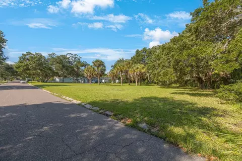 145 Th Ln, Largo, FL 33774 photo 25