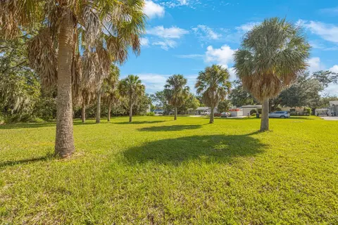 145 Th Ln, Largo, FL 33774 photo 28