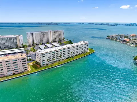 6075 Shore Blvd S #315, Gulfport, FL 33707